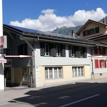New.. Matten Central Family Suite, Sleeps 4 Matten bei Interlaken Exterior foto